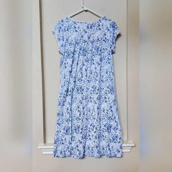 Eileen West Cottagecore Floral Nightgown.  Size Small - Picture 3 of 5